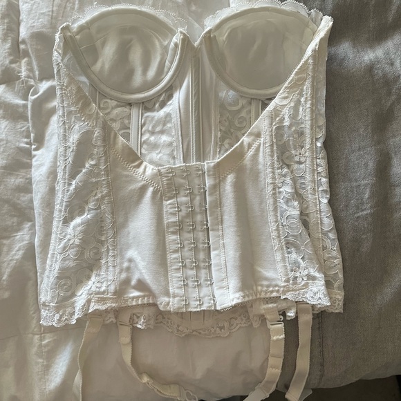 Lilyette 90s corset - Picture 3 of 6